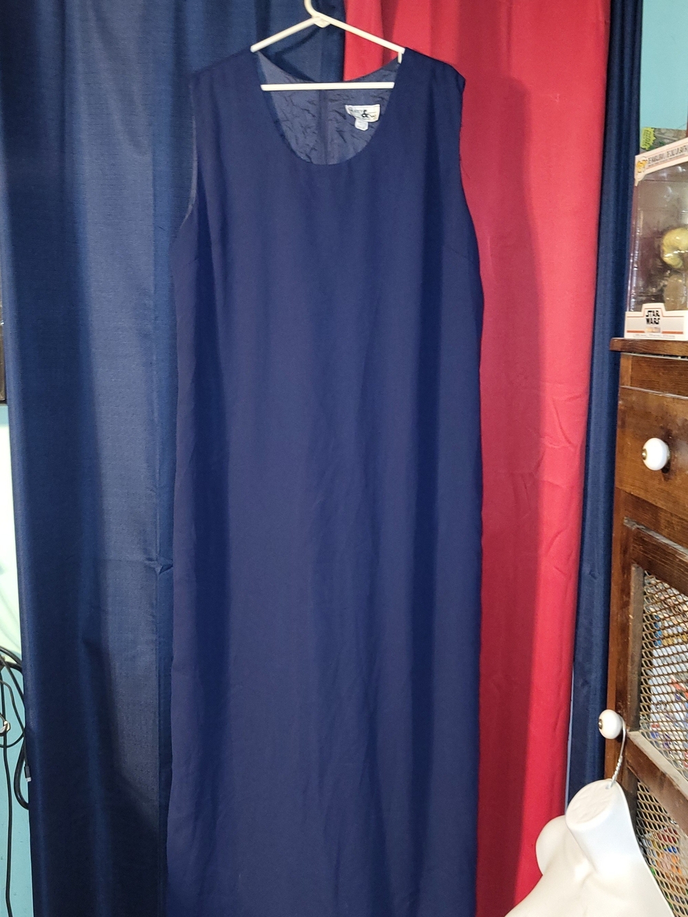 Sleeveless Navy Maxi Dress - Classic Simple Style, Glatter & Sims Size 24 Retro